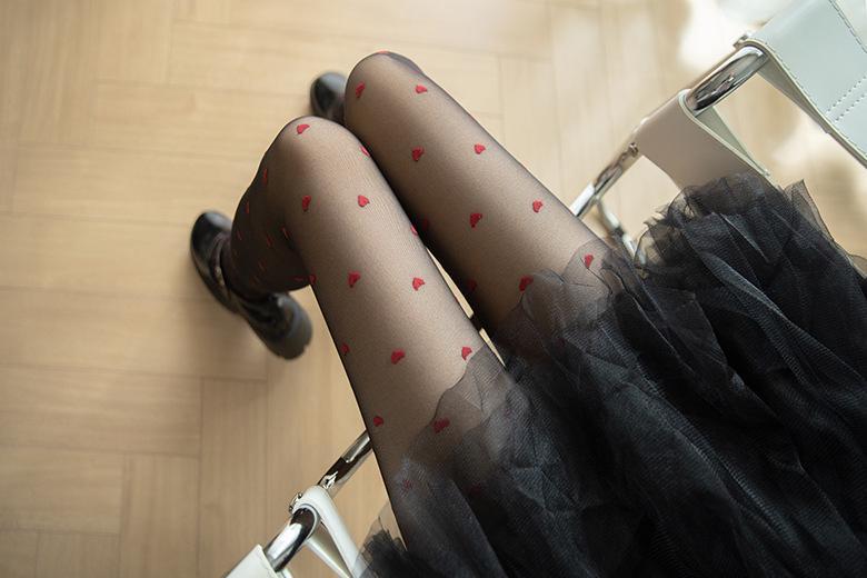 Silk Stockings Red Wrapped Small Heart Slimming Sexy and Skin Penetrating Jacquard 2024 Jumpsuit Black Socks_voghion.com
