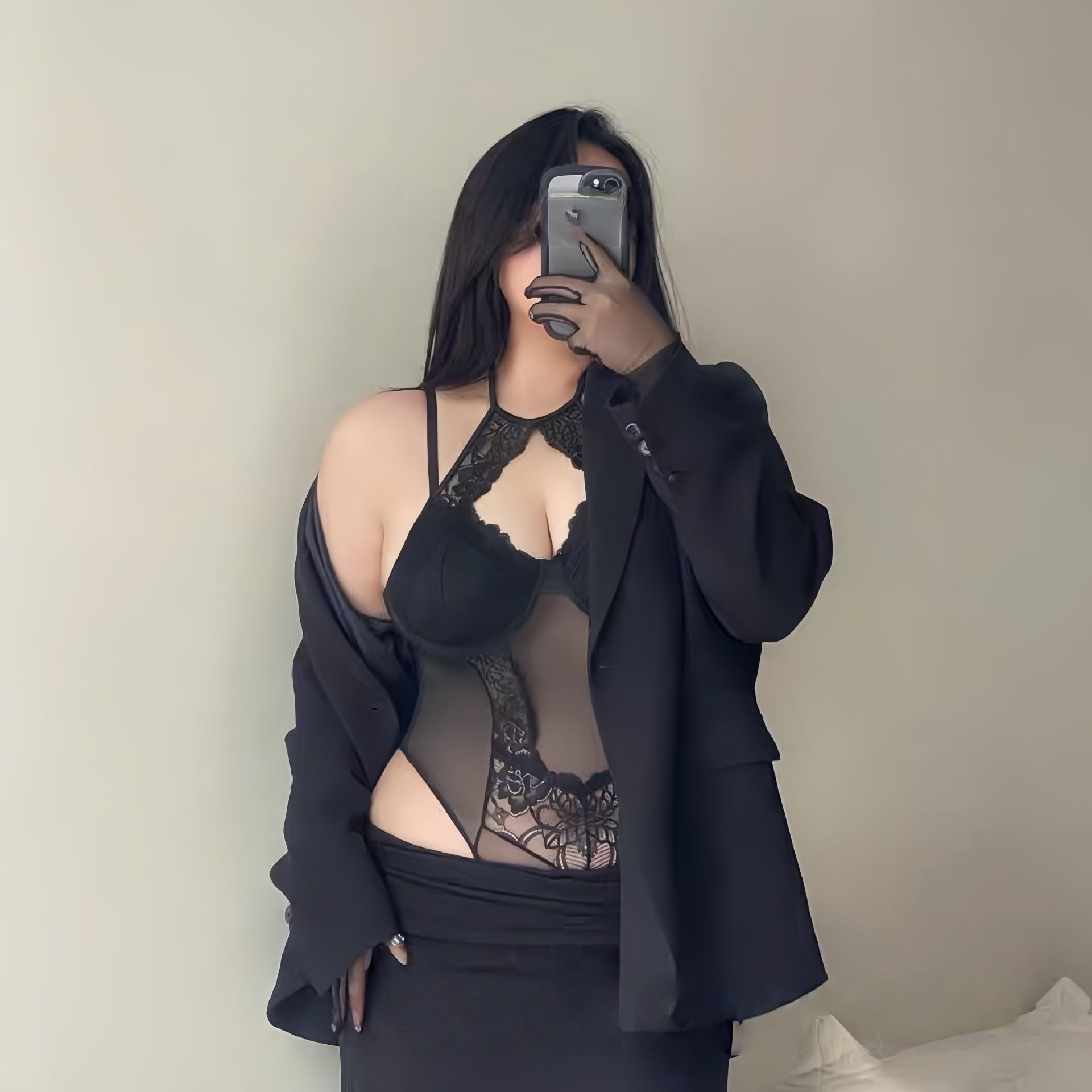 蕾丝网纱拼接透视镂空套脖绑带街头辣妹风内搭可拆卸胸垫连体衣女